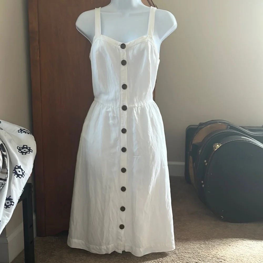 Ann Taylor Linen Sundress - Picture 1 of 3